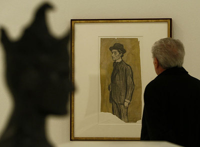  Retrato de hombre (1899-1900),  realizado en la primera época de Picasso.