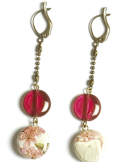 Papel cuché para las joyas