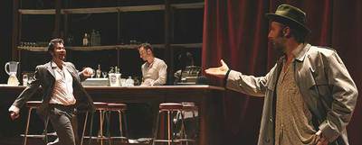 Una escena del montaje de Dan Jemmett en La Abadía de  El burlador de Sevilla. 