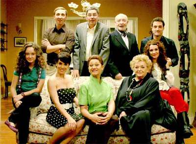 Los principales actores de  La familia Mata.  