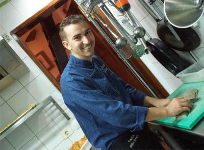 Braulio Simancas, cocinero canario, en su restaurante El Silbo Gomero, en Tenerife.