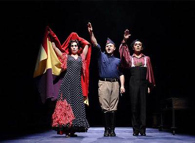 Un momento del musical  Miguel de Molina. La copla quebrada. 