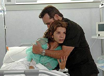 Victoria Abril y Jorge Perugorría en un fotograma de  Óscar. Una pasión surrealista. 