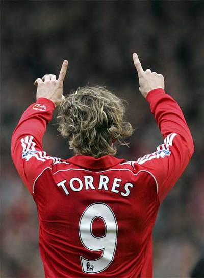 Torres celebra uno de sus tres goles.