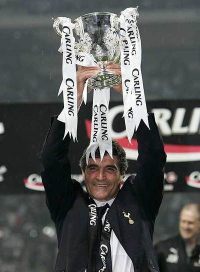 Juande hace al Tottenham campeón de la Carling Cup