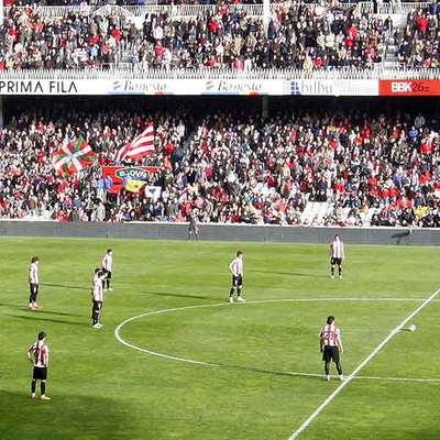 Minuto de silencio en San Mamés.