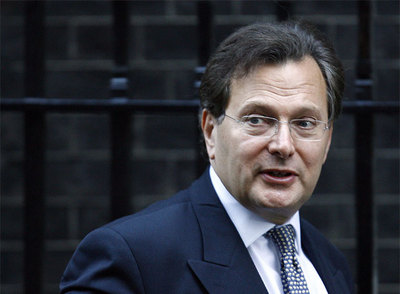 El ex fiscal general británico lord Goldsmith, autor de un informe sobre la ciudadanía.