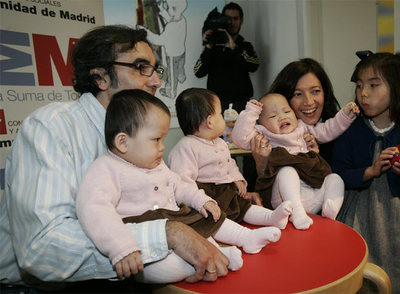 El récord de las trillizas chinas