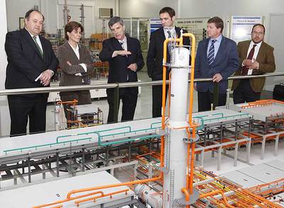 Larrañaga visita Petronor tras la polémica sobre la refinería