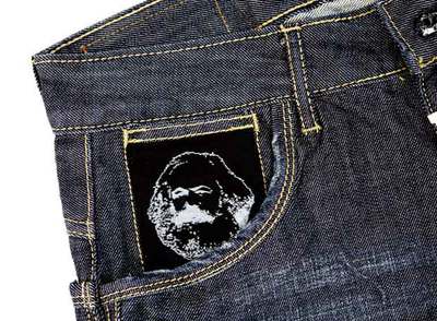 Detalle de una de las piezas de PSJM para la exposición  Marx® .