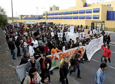 Contra los centros de internamiento de extranjeros