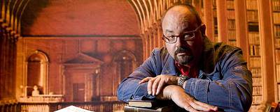 Carlos Ruiz Zafón, en el escenario del Teatre del Liceu, de Barcelona, donde el pasado miércoles presentó su nueva novela.