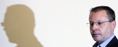 El primer ministro Serguéi Stanichev, tras anunciar la remodelación.