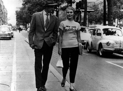 Jean Paul Belmondo y Jean Seberg, en  Al final de la escapada.  