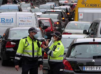 Mascarillas para protestar contra la contaminación
