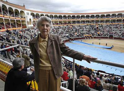 María  Nena  Bollaín, el martes en la plaza de Las Ventas.