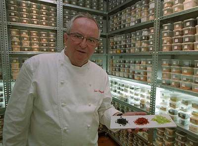 Juan Mari Arzak, ganador del premio de gastronomía  A la carte. 