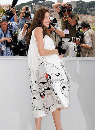 Angelina Jolie en Cannes, donde se presenta el filme de animación  Kung Fu Panda,  en el que participan con sus voces.