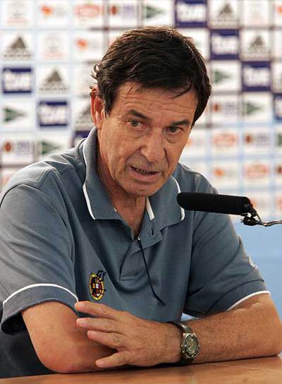 Genaro Borrás durante una comparecencia en la Eurocopa de 2004.