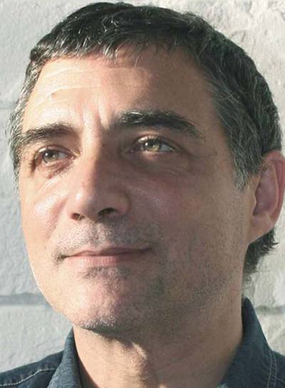 "El SMS, más tierno que el 'e-mail"