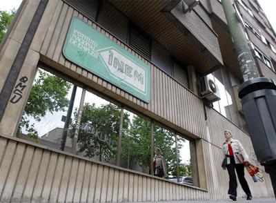 Oficina del Inem en Canillas, Madrid.