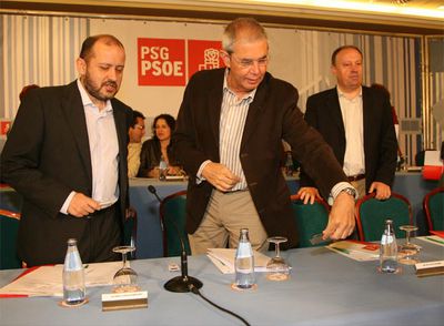 Ricardo Varela y Emilio Pérez Touriño, en el último Comité Nacional del PSdeG.
