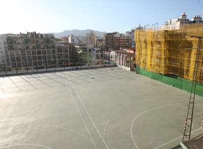 Patio trasero del colegio de los Maristas de Málaga.