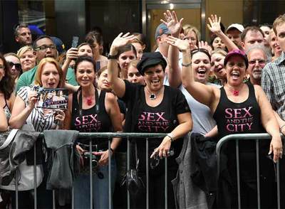 Seguidores de  Sexo en Nueva York  asisten al estreno de la película en el neoyorquino Radio City Music Hall el pasado 27 de mayo.