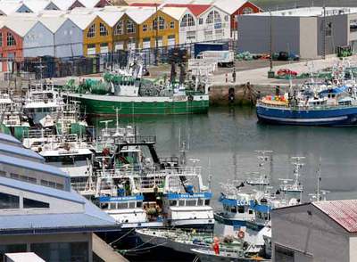 Los pescadores gallegos paran por el precio del gasóleo