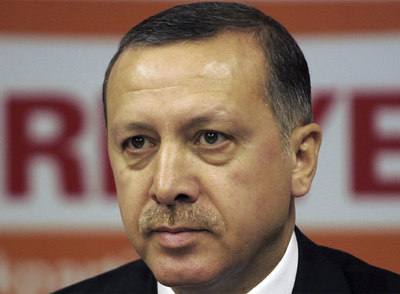 Erdogan planta cara al Tribunal Constitucional