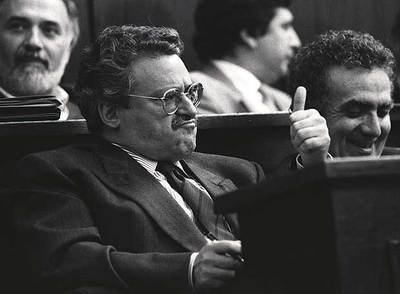 VICTORIA POR UN VOTO