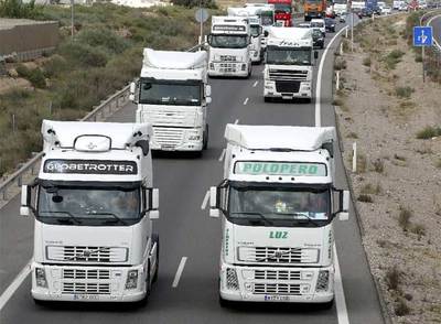 La huelga le empieza a salir cara a otros  sectores clave y a los ciudadanos