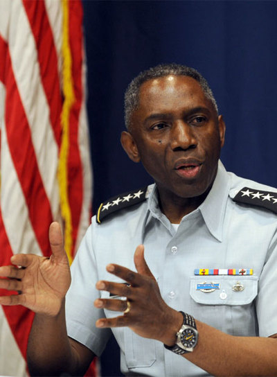 El general William Ward, jefe de Africom.