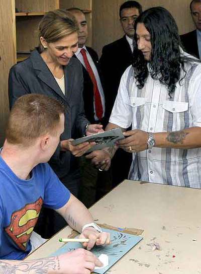 La infanta visita a los presos