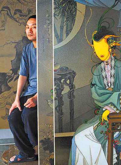 El artista Gao Feng introduce elementos modernos en escenas costumbristas de dinastías pretéritas. 