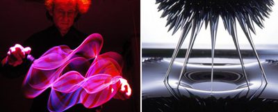 De izquierda a derecha:  Wave function  (2007), de Paul Friedlander ; Portrude Flow (2008),  de Sachiko Kodama.