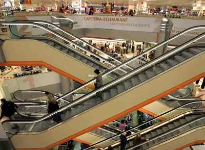 Centro comercial de El Corte Inglés en Elche.