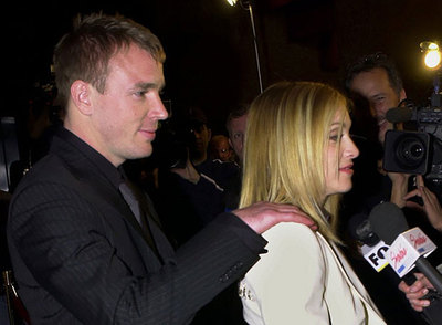 Guy Ritchie y Madonna, en el preestreno de  Snatch,  en 2001.