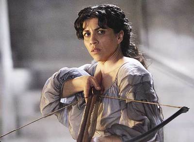 Alicia Borrachero, caracterizada como la reina Prunaprismia en un fotograma de  El príncipe Caspian. 