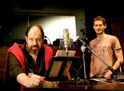 Josep Maria Pou, en un momento de la obra  Su seguro servidor, Orson Welles. 