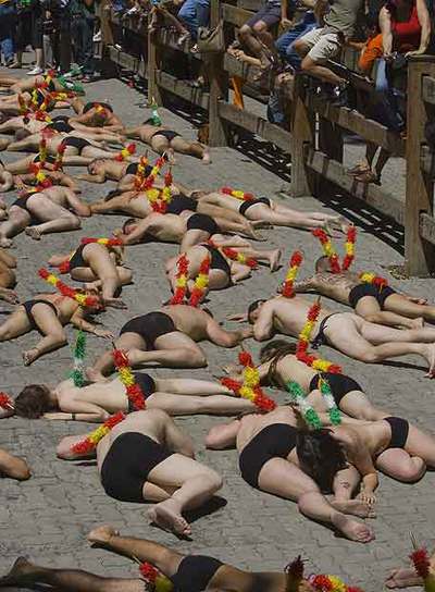 Antitaurinos en Sanfermines