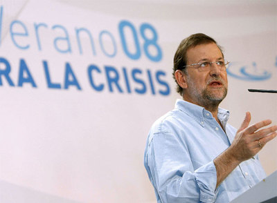 Mariano Rajoy, ayer, durante su intervención en la Escuela de Verano del PP, en Saxenxo (Pontevedra).