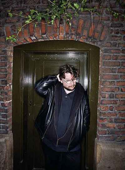 "He visto un ovni, y de chiquilín oí un fantasma"