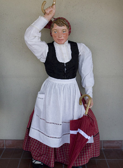 Neska Txiki nace para conmemorar el 25 aniversario de uno de los símbolos de las fiestas de La Blanca