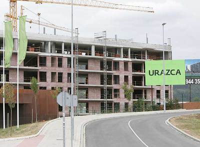 Promoción de viviendas de la constructora Urazca en la localidad vizcaína de Etxebarri, en la que mantiene actividad. 