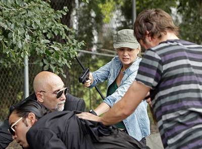 Rodaje de  Buscadores de hombres,  con Emma Suárez.