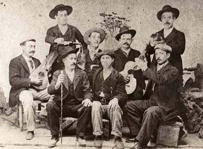 La postal de Félix Grande