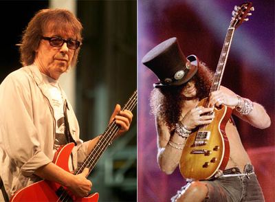 El ex  rolling stone  Bill Wyman (izquierda) y Slash, de Guns N' Roses.