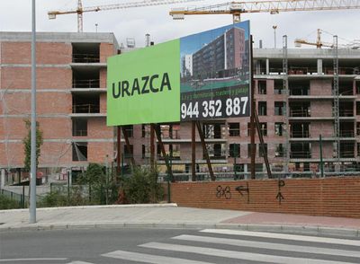 Un bloque de viviendas que construía Urazca en la localidad vizcaína de Exabarri.