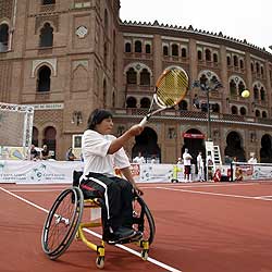La 'plaza del tenis' inicia el paseíllo